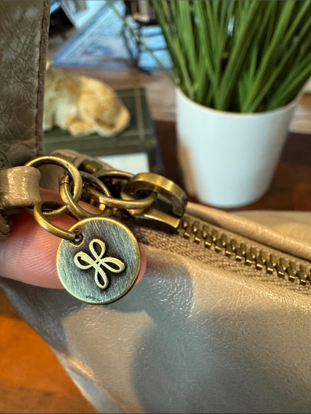 HOBO Silver-Gray Leather Shoulder Bag with Tassel - Picture 2 of 14